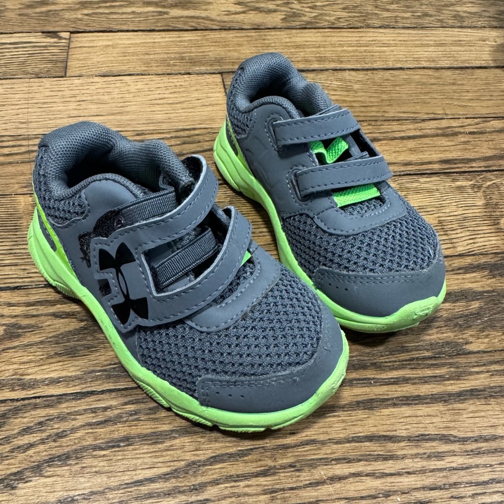 Under Armour Toddler Sneakers | Gray & Green Athletic Shoes Size 5K